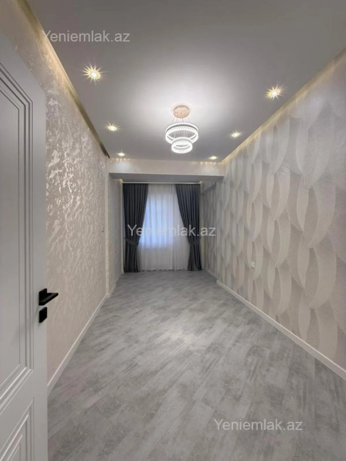 Satılır 3 otaqlı yeni tikili 130 m²