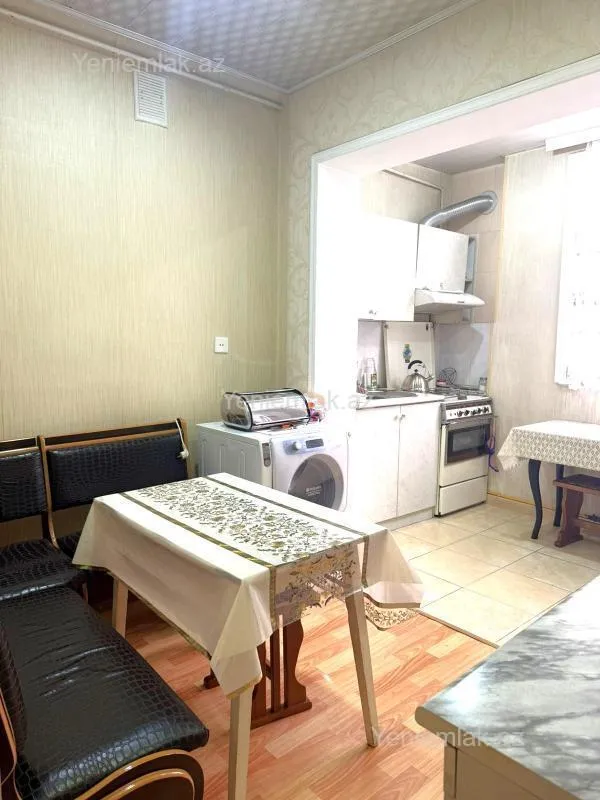 Satılır 4 otaqlı yeni tikili 120 m²