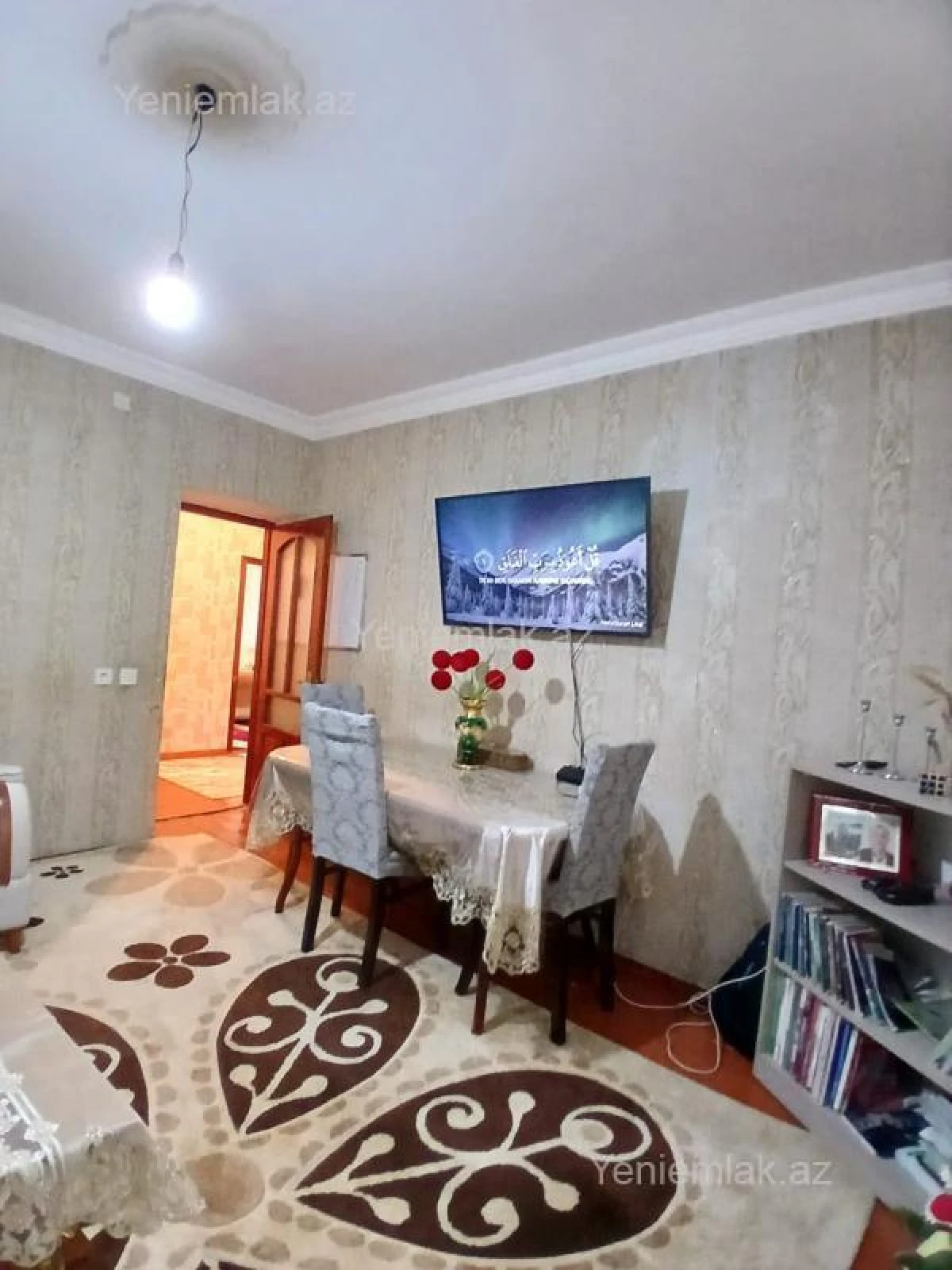 Satılır 2 otaqlı köhnə tikili 60 m²