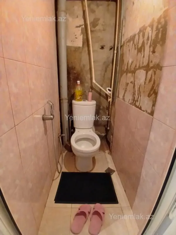 Satılır 2 otaqlı köhnə tikili 60 m²