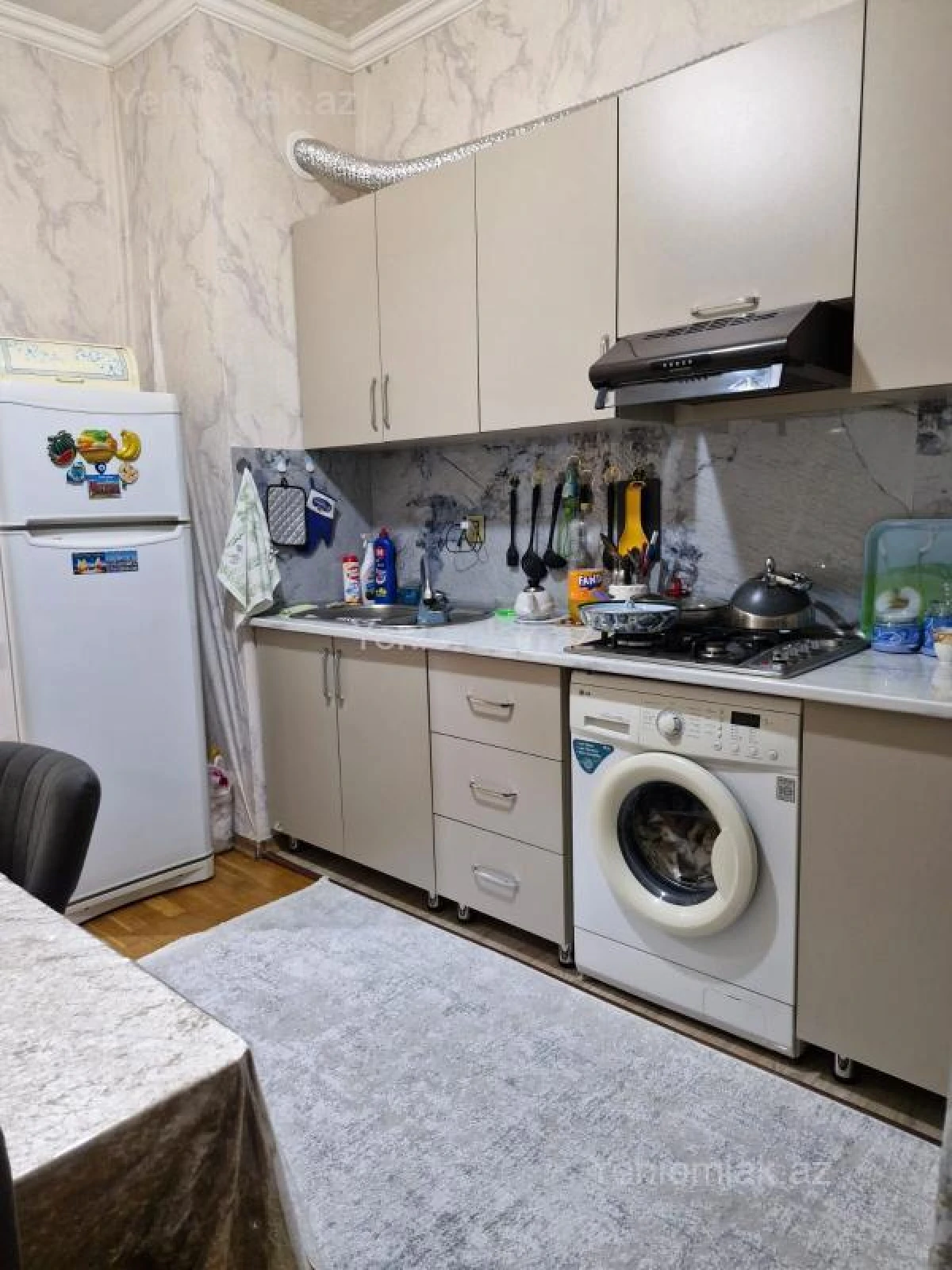 Satılır 3 otaqlı yeni tikili 75 m²