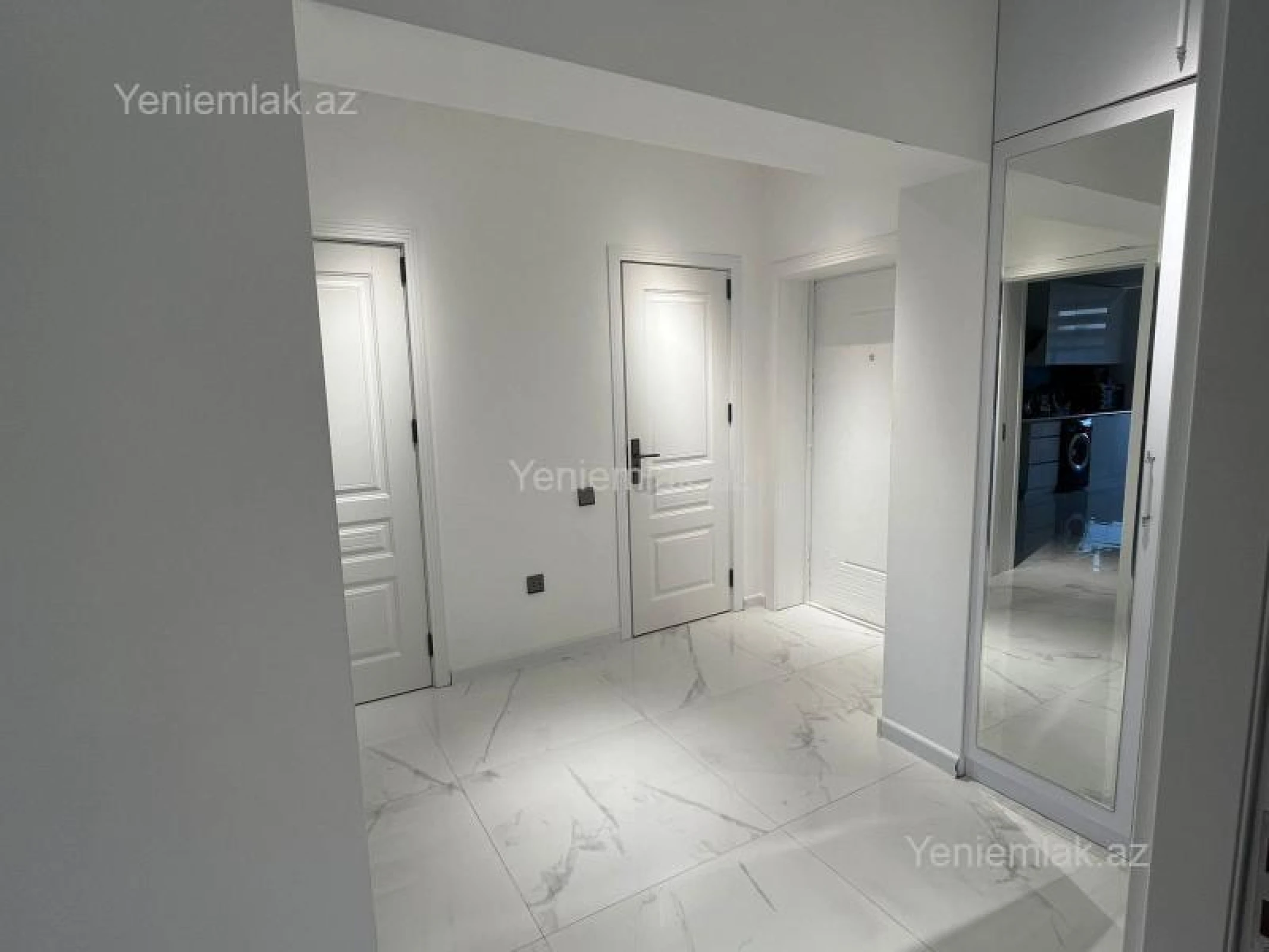 Satılır 2 otaqlı yeni tikili 100 m²