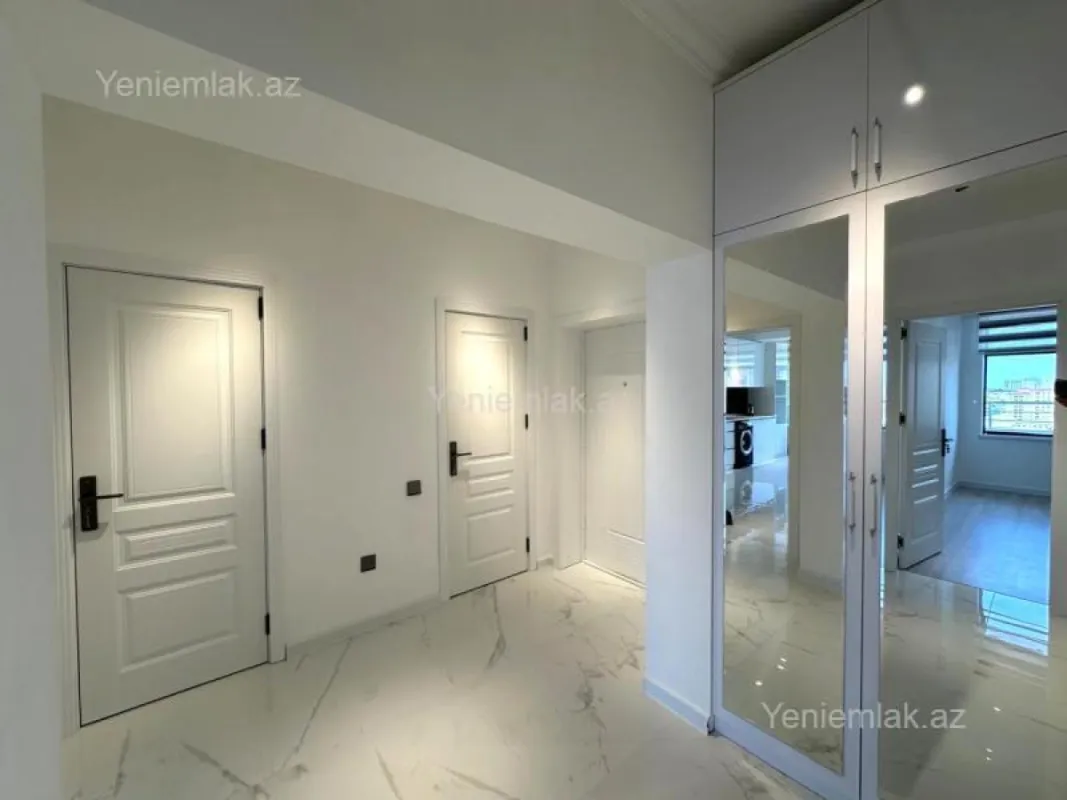 Satılır 2 otaqlı yeni tikili 100 m²