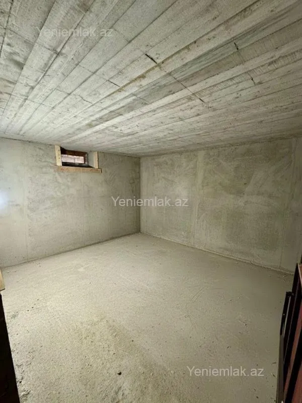 Satılır 5 otaqlı həyət evi 167 m²