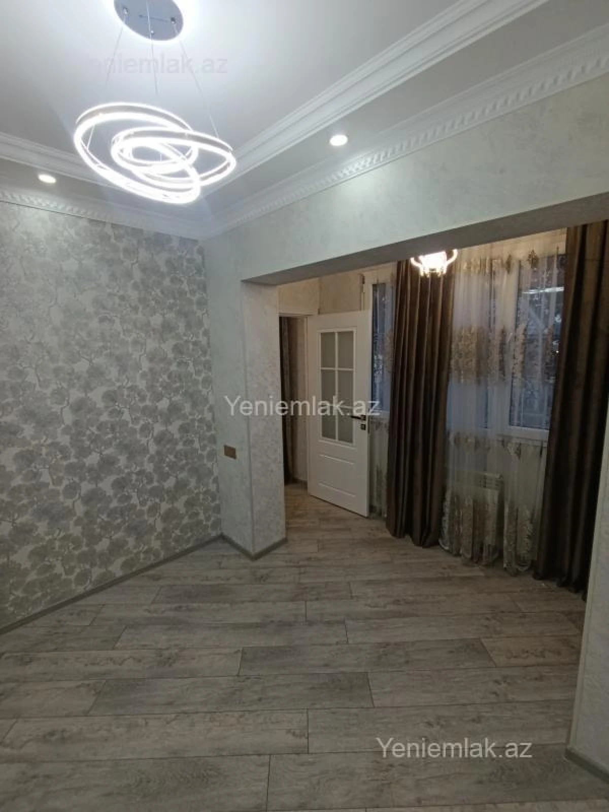 Satılır 3 otaqlı köhnə tikili 71 m²