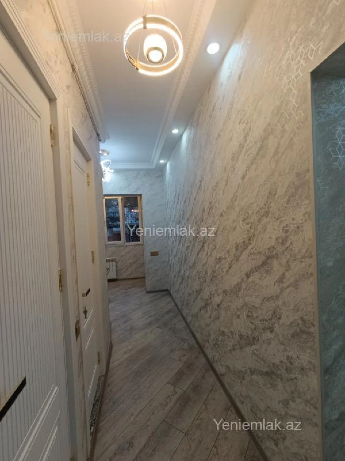 Satılır 3 otaqlı köhnə tikili 71 m²