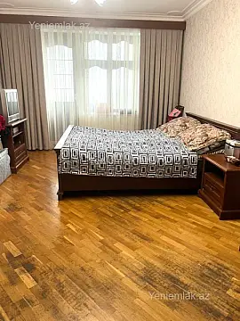 Satılır 3 otaqlı köhnə tikili 95 m²