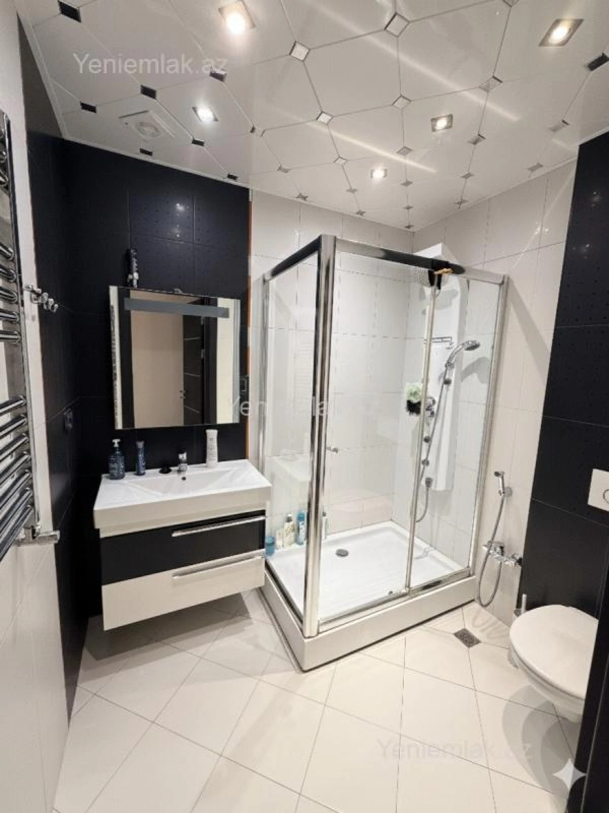 Satılır 4 otaqlı yeni tikili 153 m²