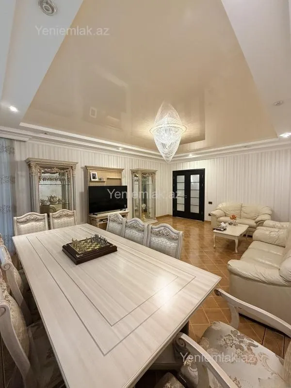 Satılır 4 otaqlı yeni tikili 153 m²