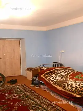 Satılır 1 otaqlı köhnə tikili 20 m²