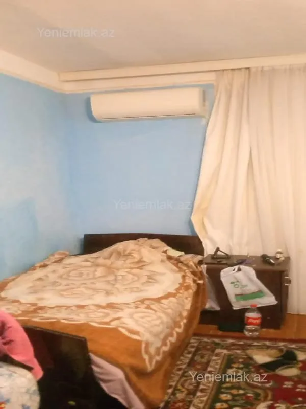 Satılır 1 otaqlı köhnə tikili 20 m²
