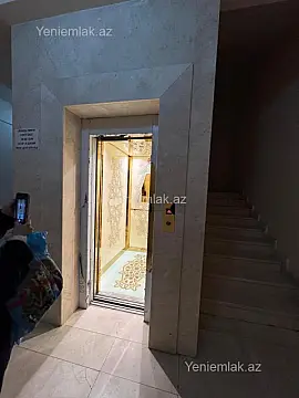 Satılır 4 otaqlı yeni tikili 150 m²