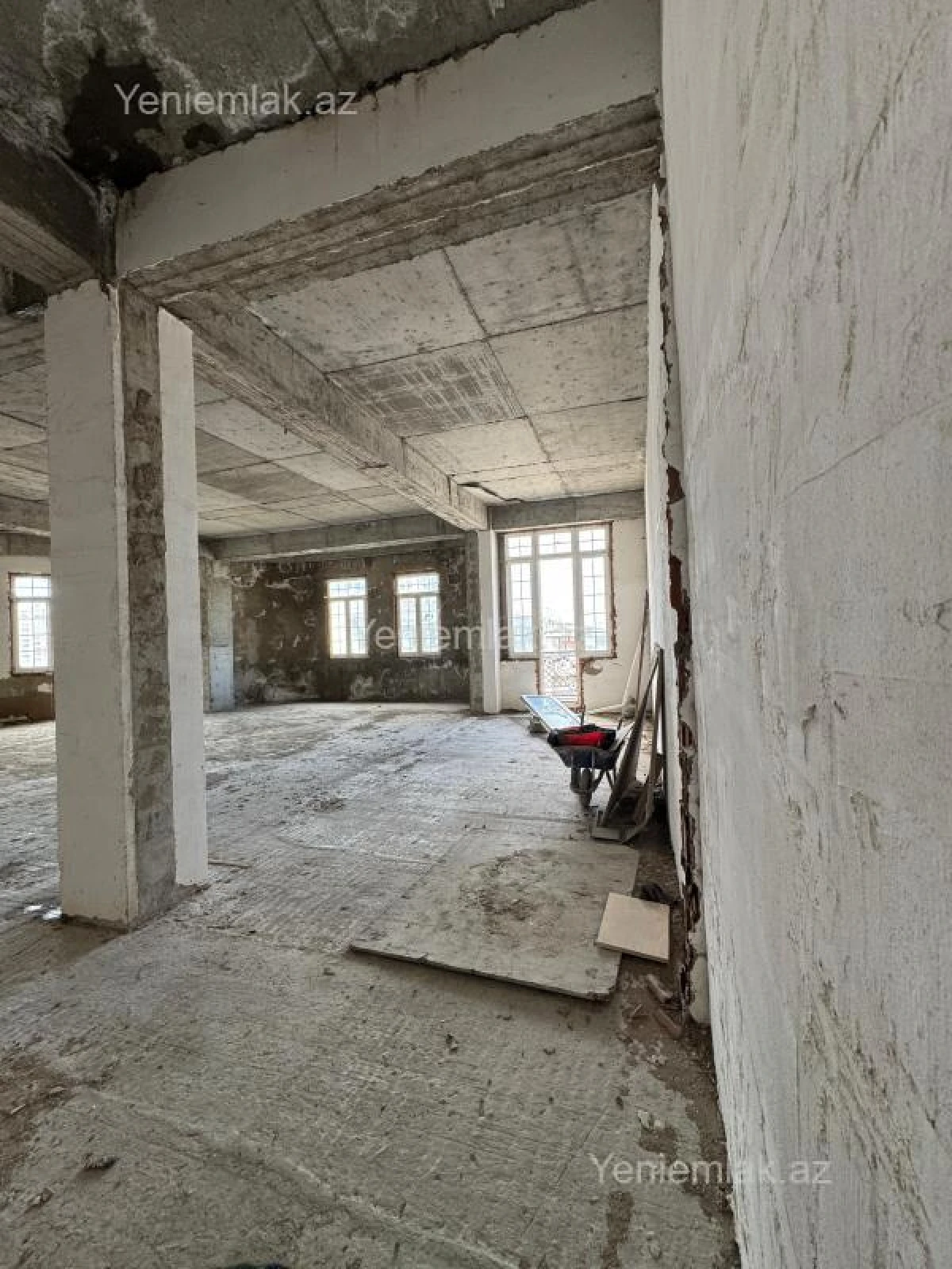 Satılır 4 otaqlı yeni tikili 150 m²