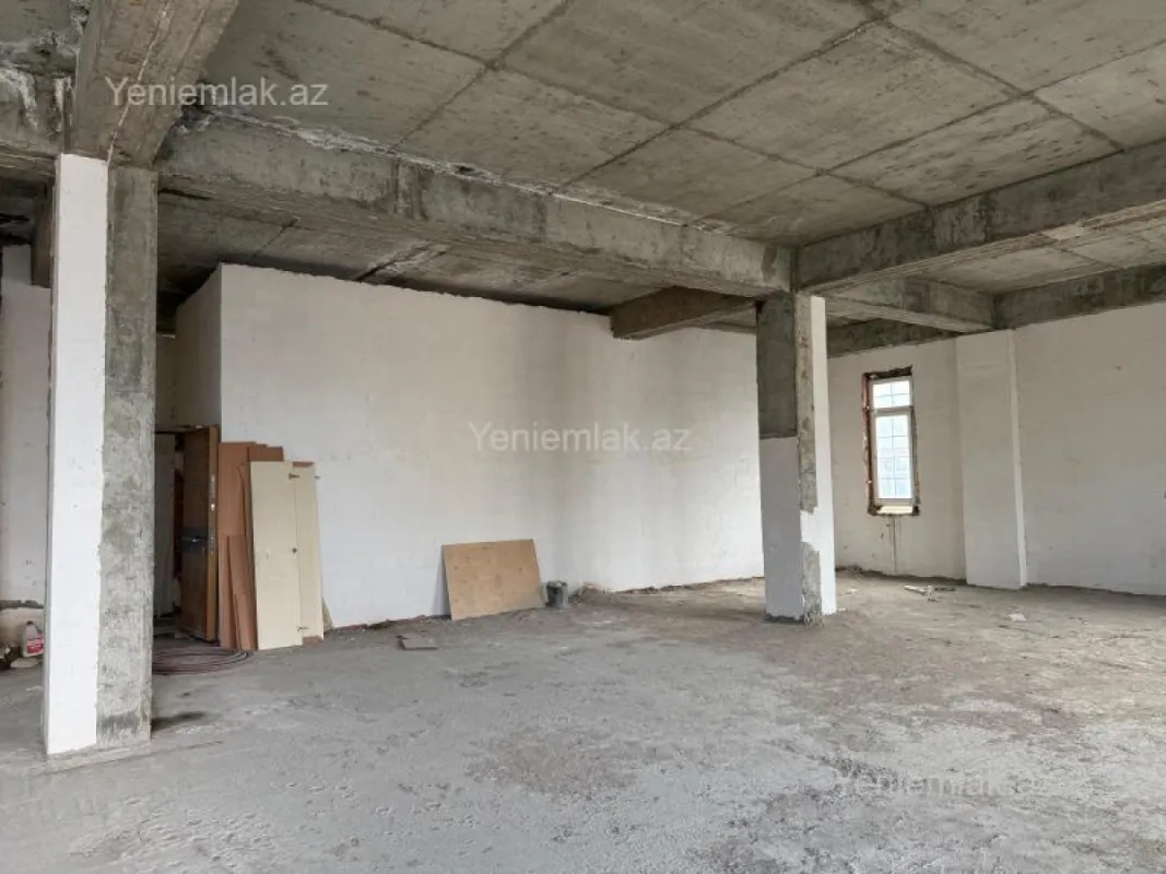 Satılır 4 otaqlı yeni tikili 150 m²