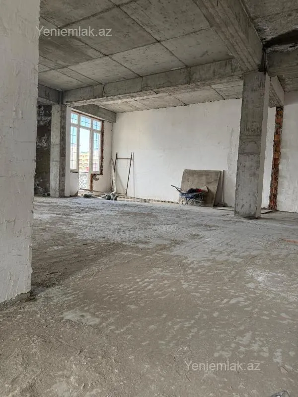 Satılır 4 otaqlı yeni tikili 150 m²