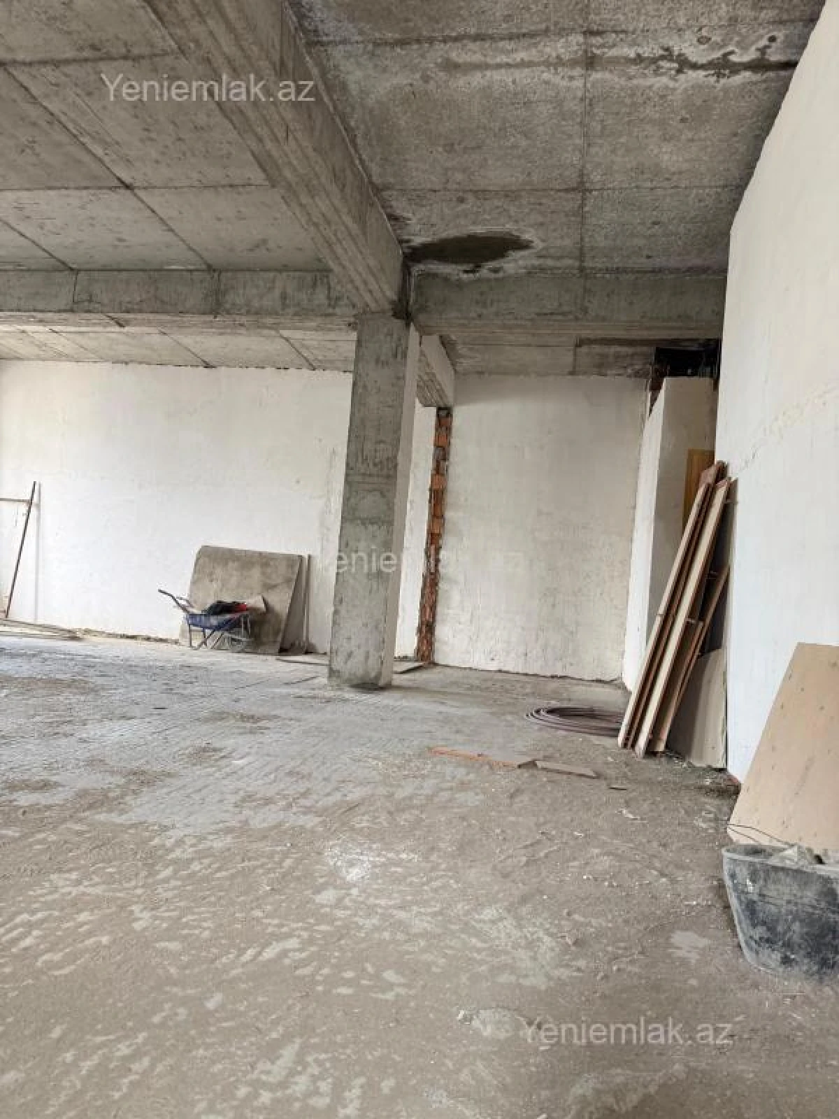 Satılır 4 otaqlı yeni tikili 150 m²