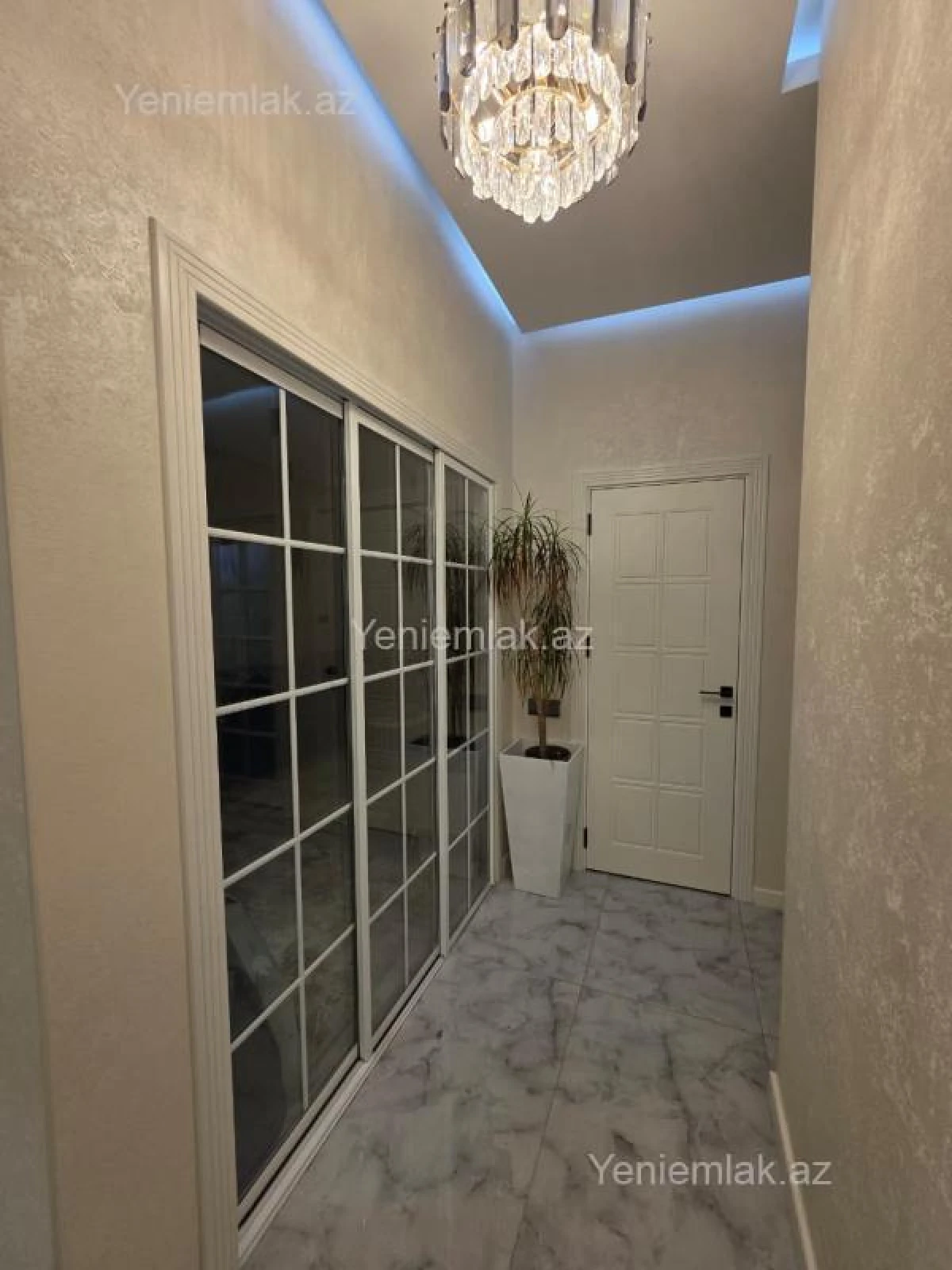 Satılır 2 otaqlı yeni tikili 62 m²