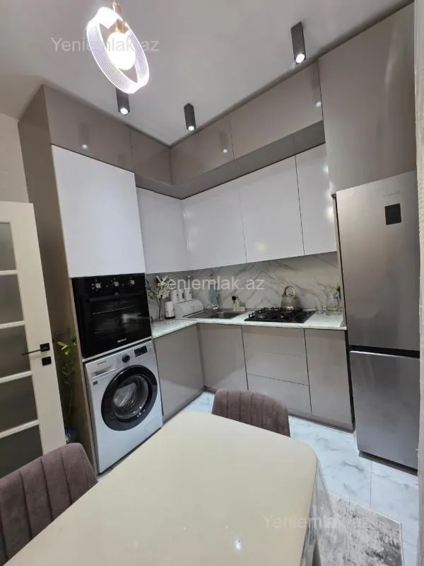 Satılır 2 otaqlı yeni tikili 62 m²