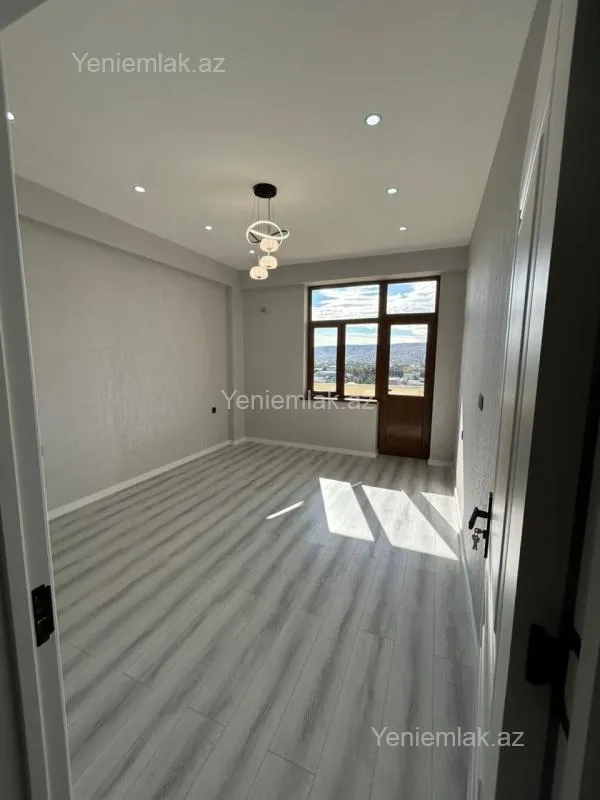 Satılır 2 otaqlı yeni tikili 57 m²