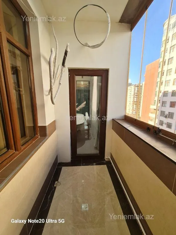 Satılır 3 otaqlı yeni tikili 160 m²
