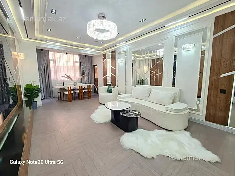 Satılır 3 otaqlı yeni tikili 160 m²