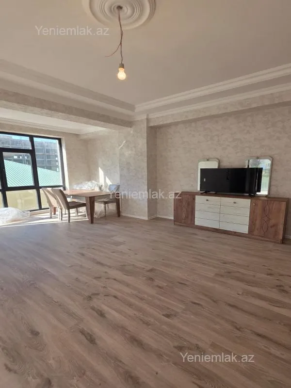 Satılır 3 otaqlı yeni tikili 103 m²