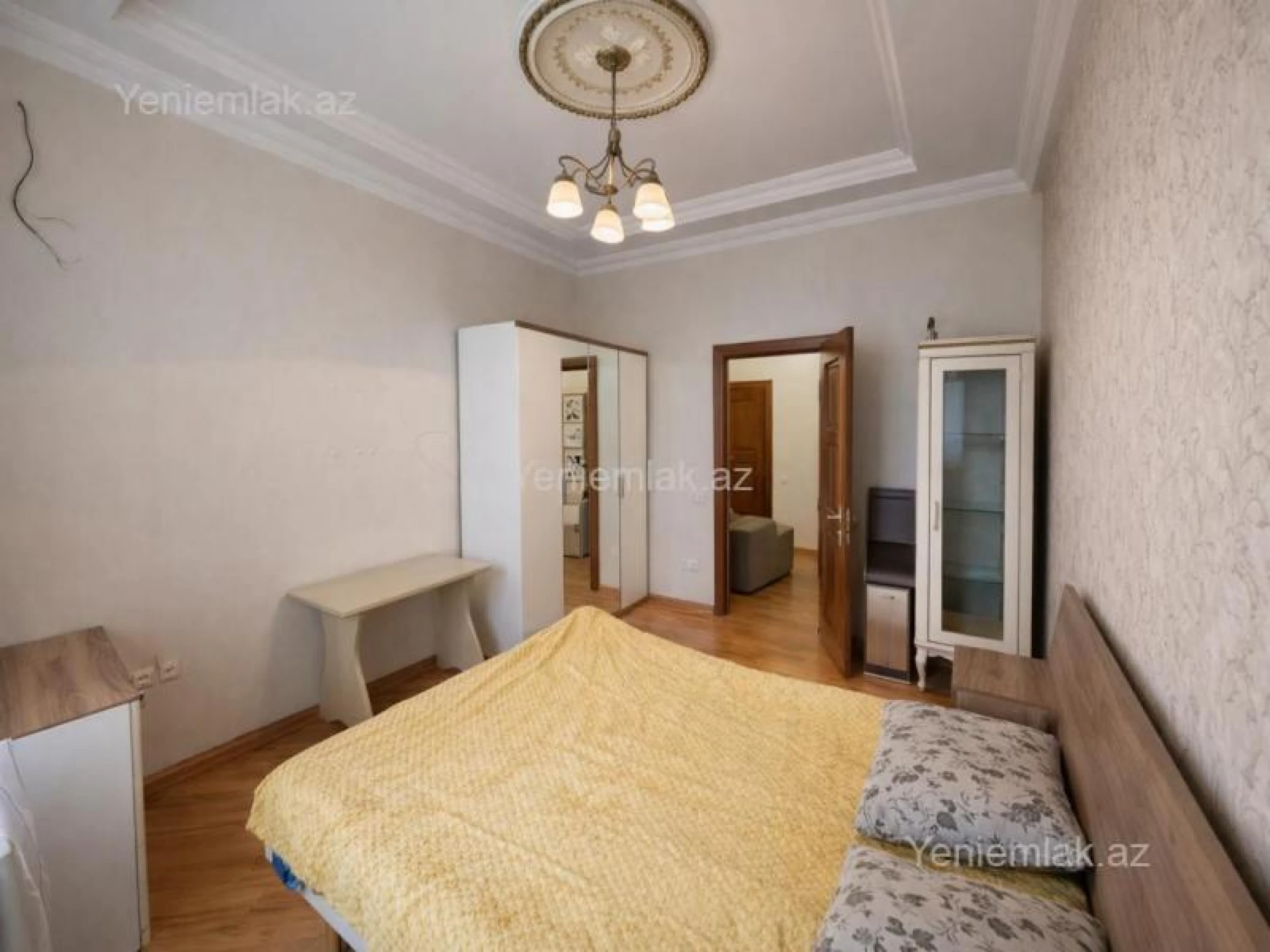 Satılır 3 otaqlı yeni tikili 107 m²