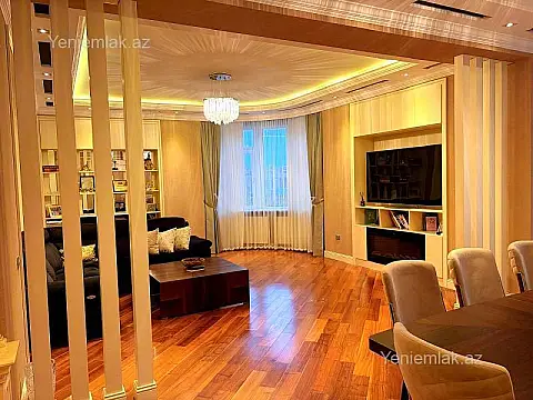 Satılır 4 otaqlı yeni tikili 215.5 m²