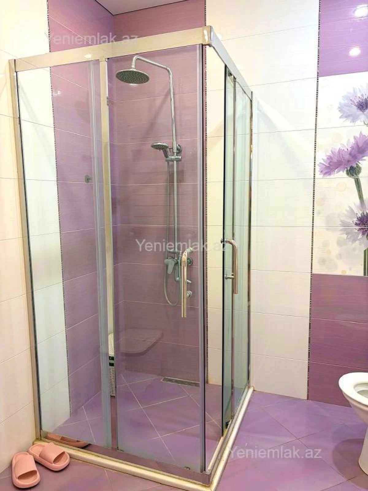 Satılır 4 otaqlı yeni tikili 215.5 m²