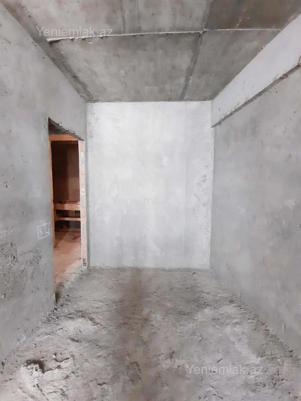 Satılır 3 otaqlı yeni tikili 105 m²