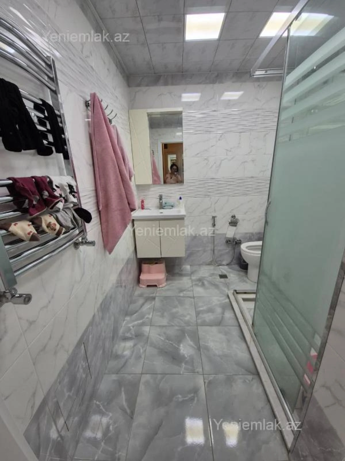 Satılır 3 otaqlı yeni tikili 75 m²