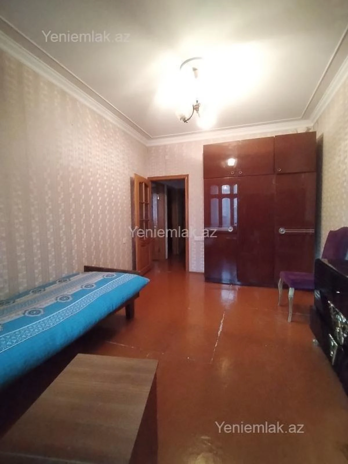 Satılır 4 otaqlı köhnə tikili 100 m²