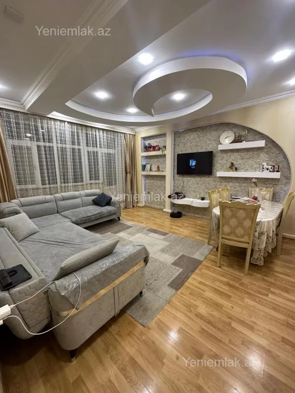 Satılır 3 otaqlı yeni tikili 77 m²