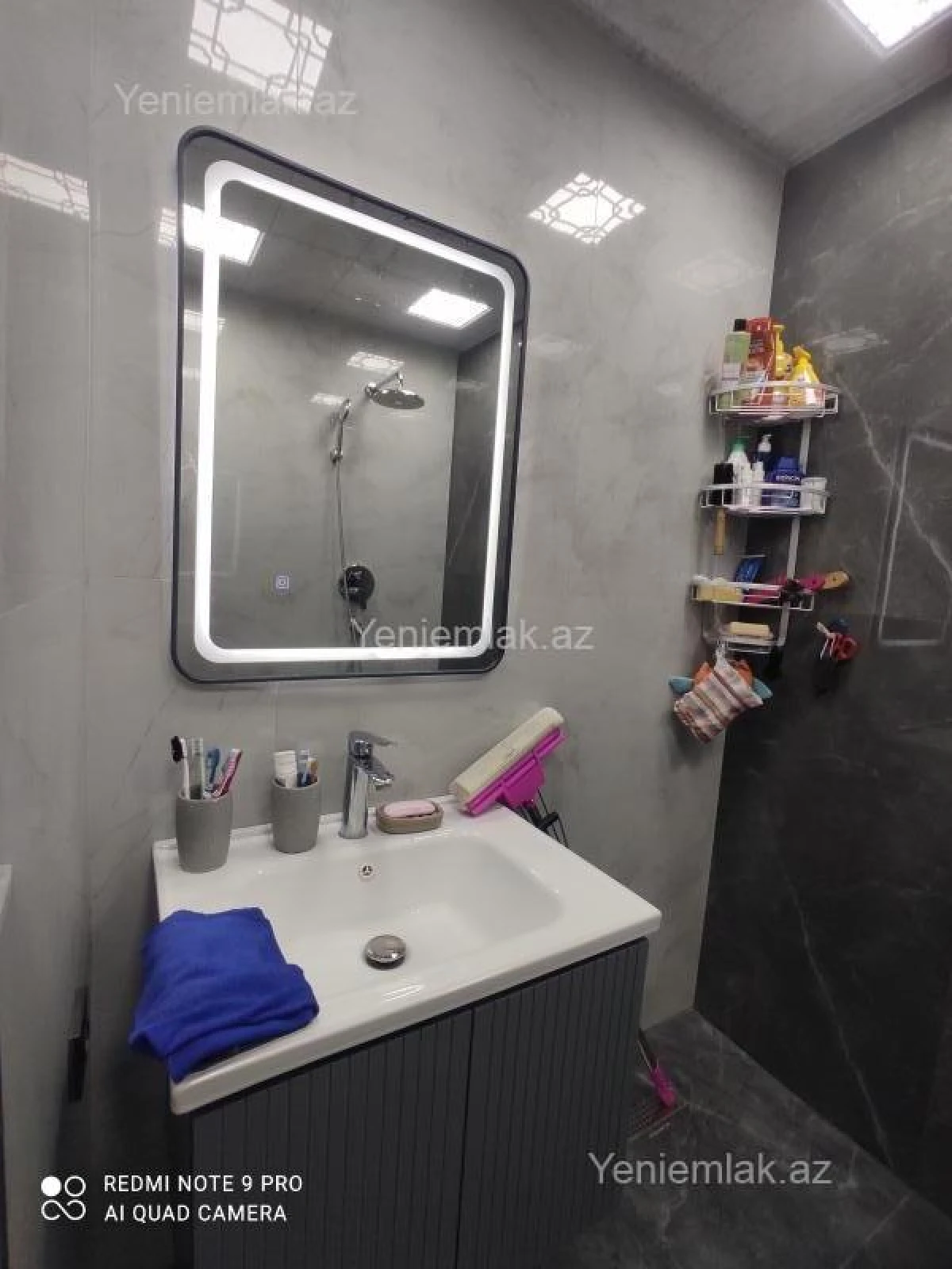 Satılır 4 otaqlı köhnə tikili 85 m²