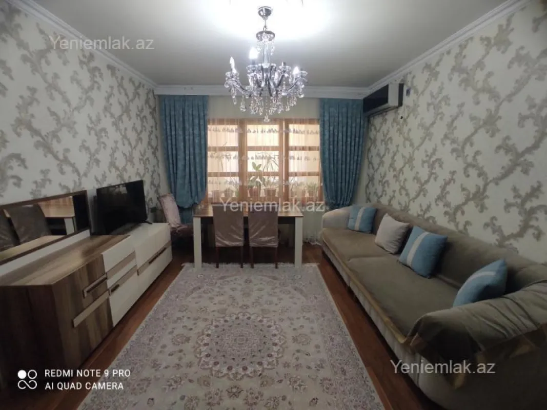 Satılır 4 otaqlı köhnə tikili 85 m²