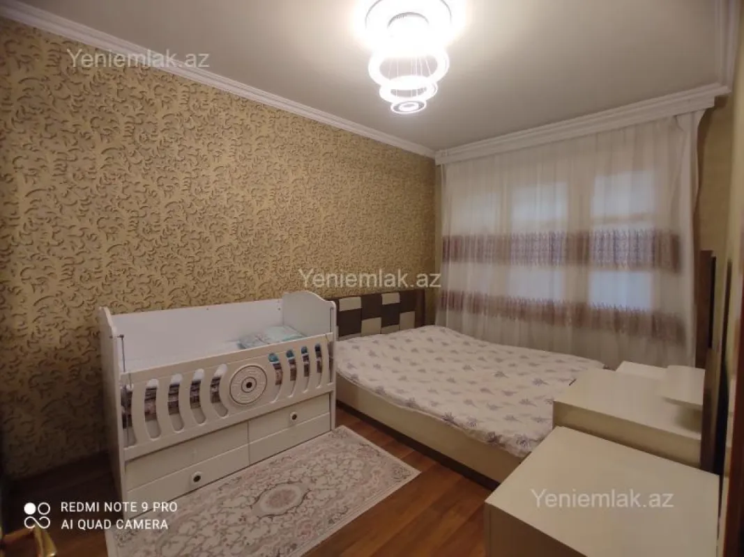 Satılır 4 otaqlı köhnə tikili 85 m²