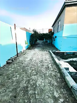 Satılır 5 otaqlı həyət evi 200 m²