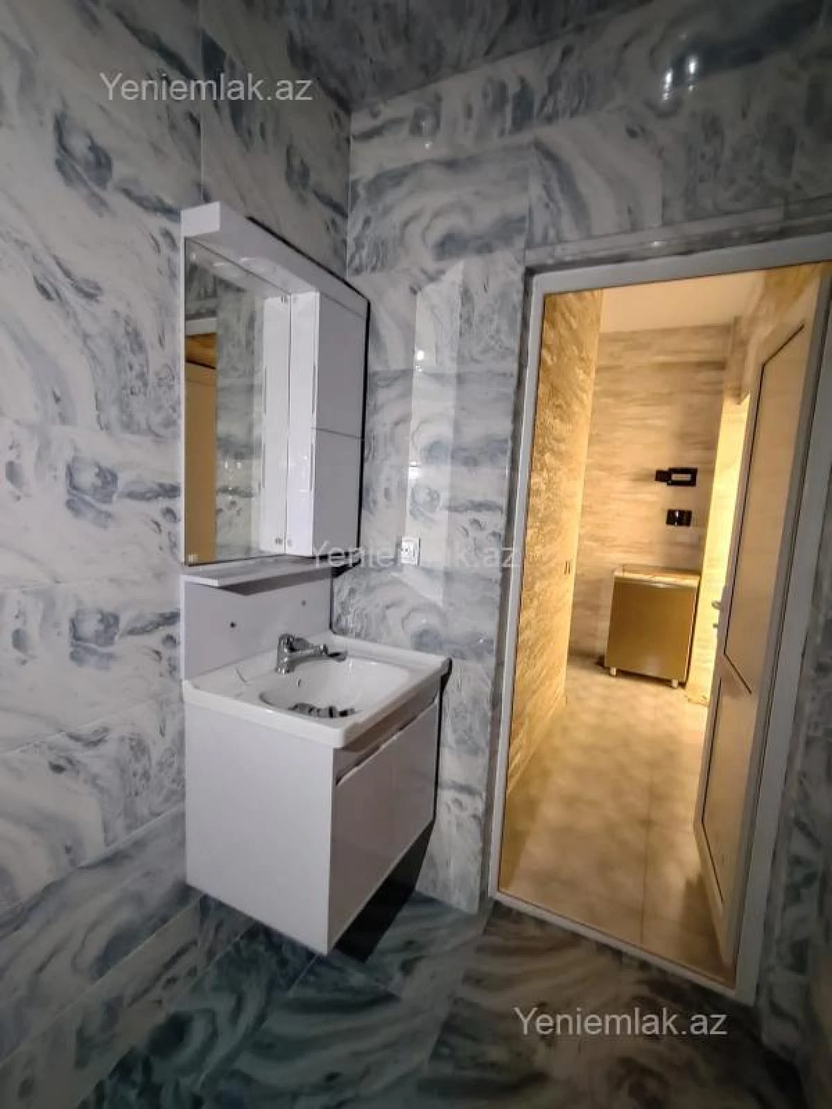 Satılır 2 otaqlı yeni tikili 77 m²