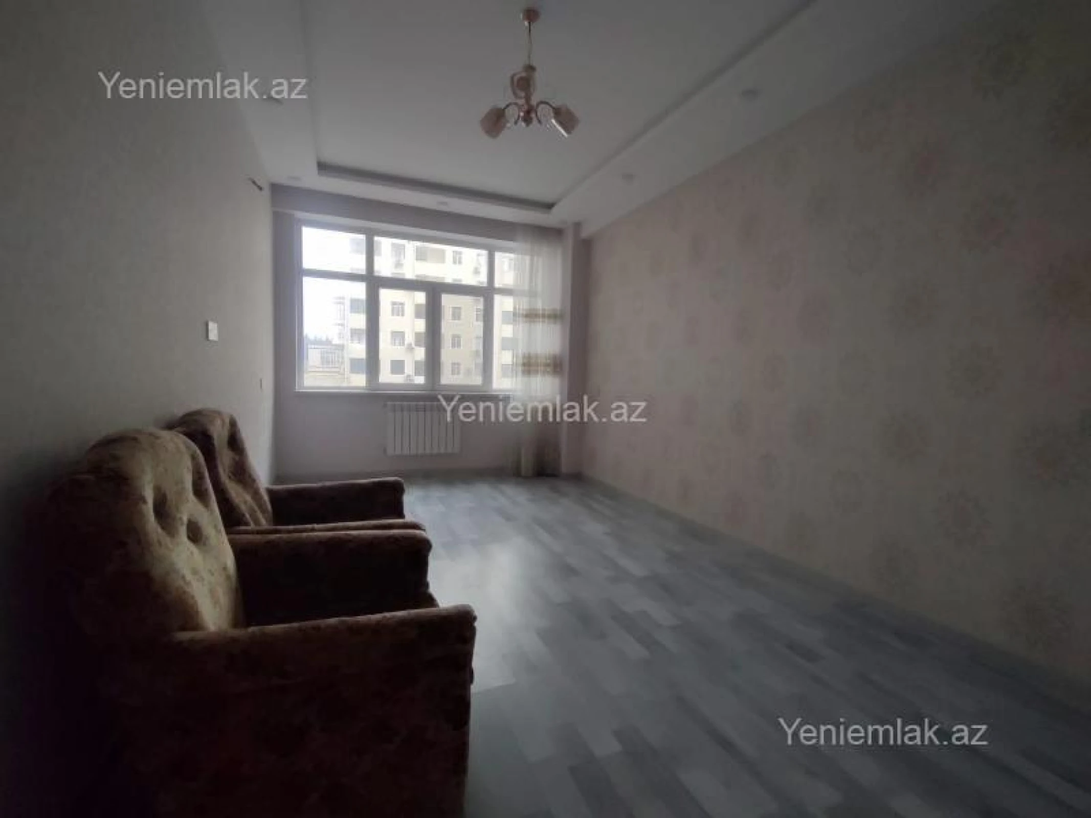 Satılır 2 otaqlı yeni tikili 77 m²