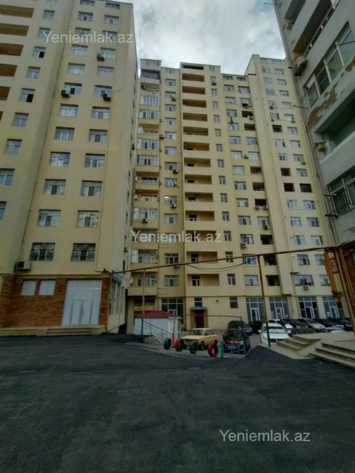 Satılır 2 otaqlı yeni tikili 77 m²