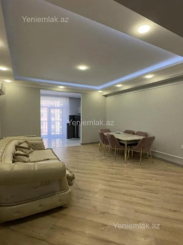 Satılır 2 otaqlı yeni tikili 68 m²
