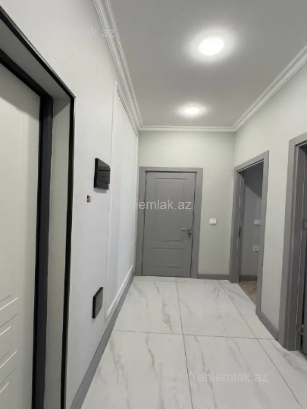 Satılır 2 otaqlı yeni tikili 68 m²
