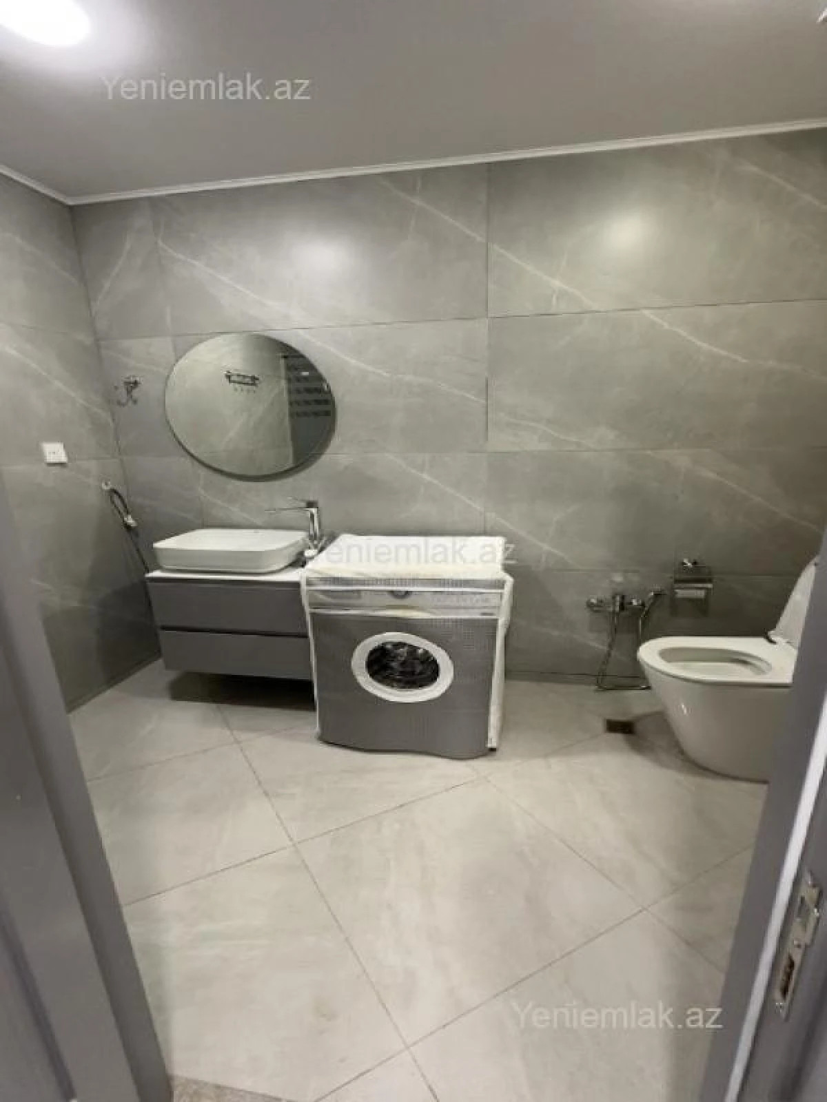 Satılır 2 otaqlı yeni tikili 68 m²