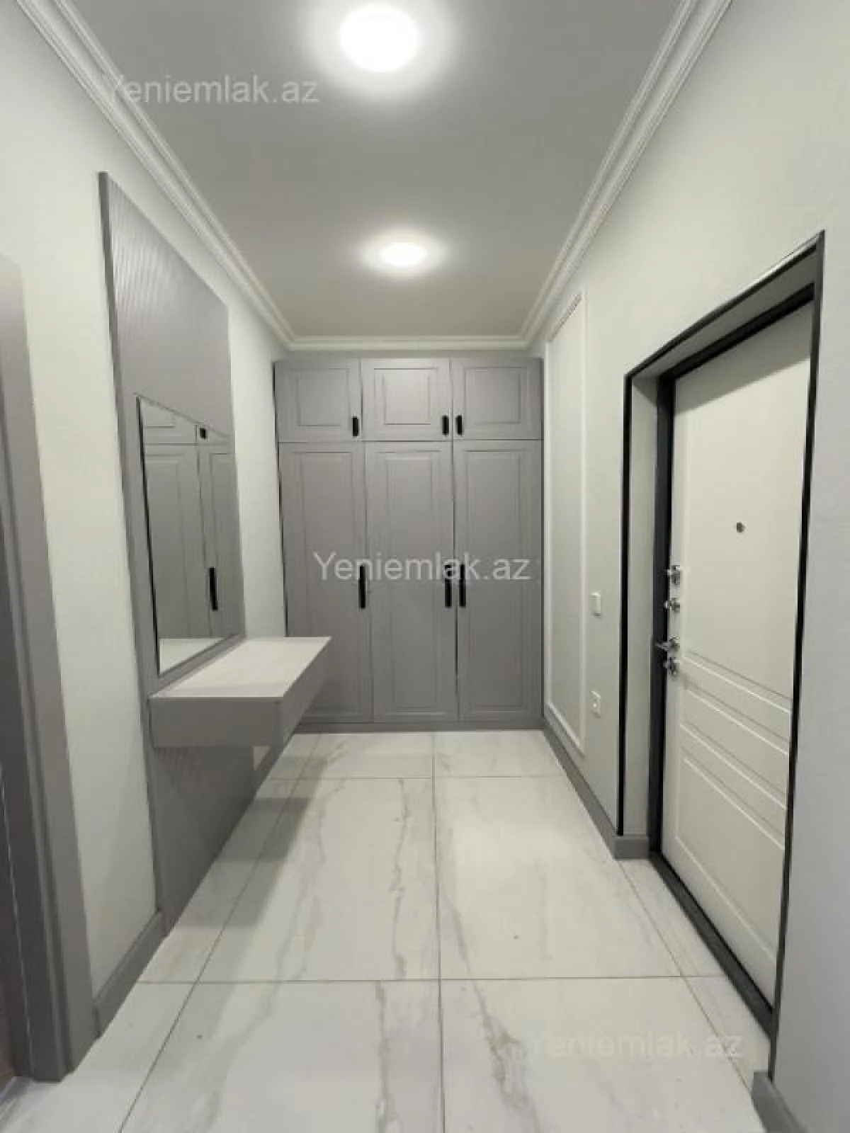 Satılır 2 otaqlı yeni tikili 68 m²