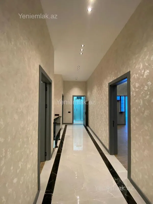 Satılır 4 otaqlı həyət evi 200 m²