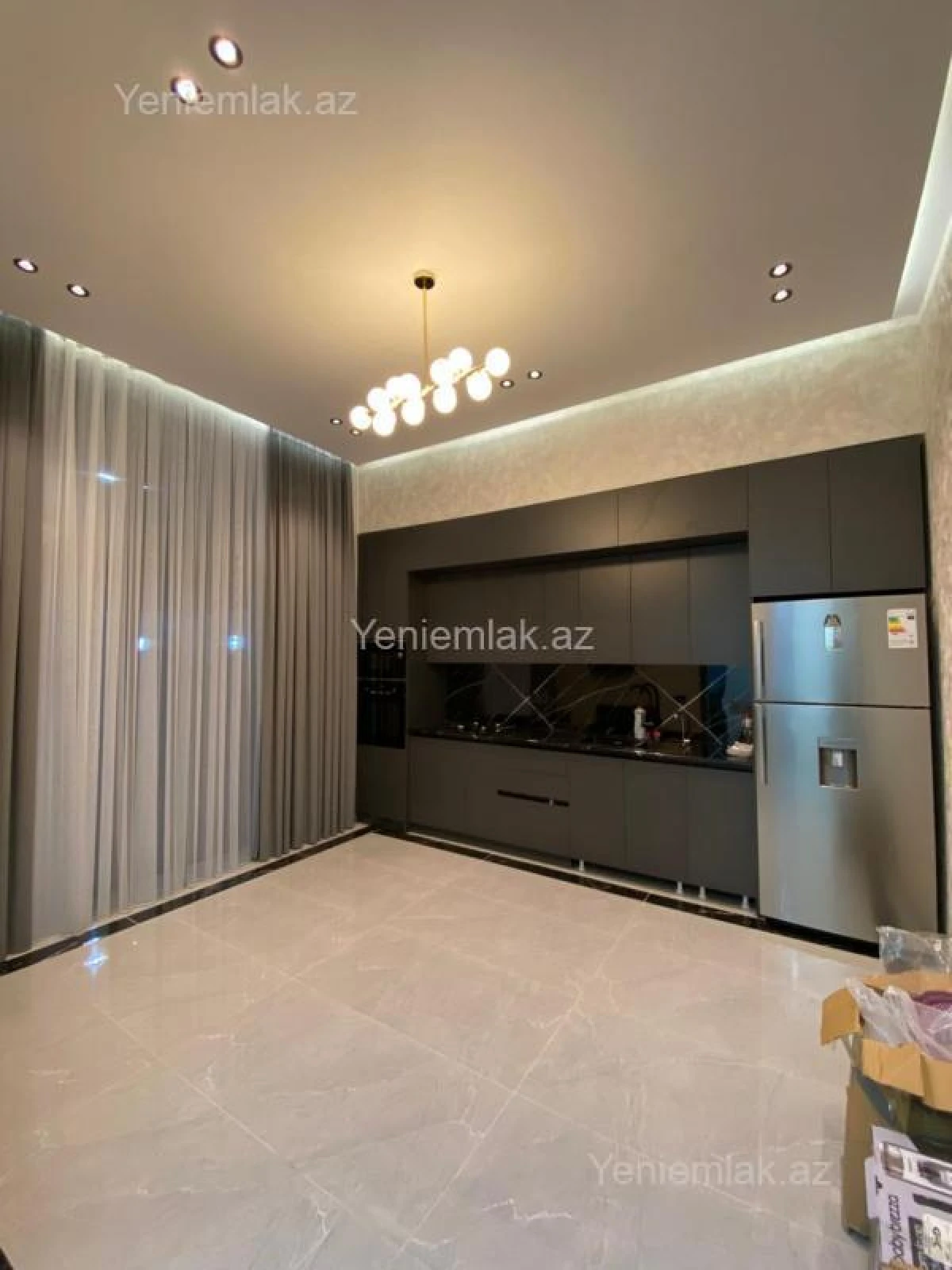 Satılır 4 otaqlı həyət evi 200 m²