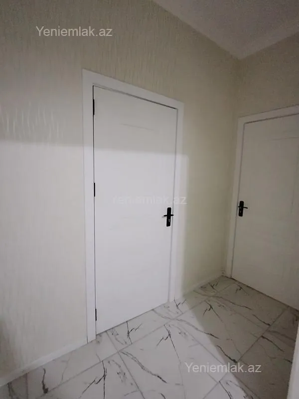 Satılır 2 otaqlı yeni tikili 76 m²