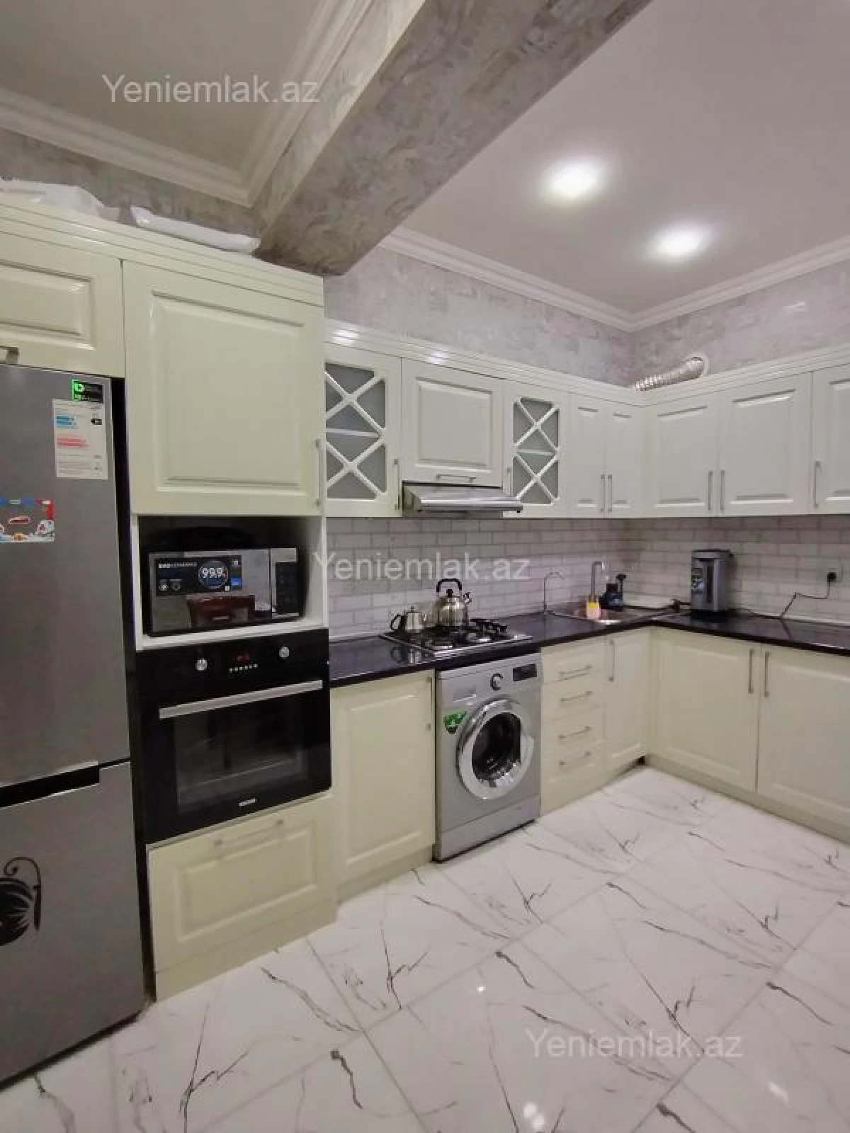 Satılır 2 otaqlı yeni tikili 76 m²