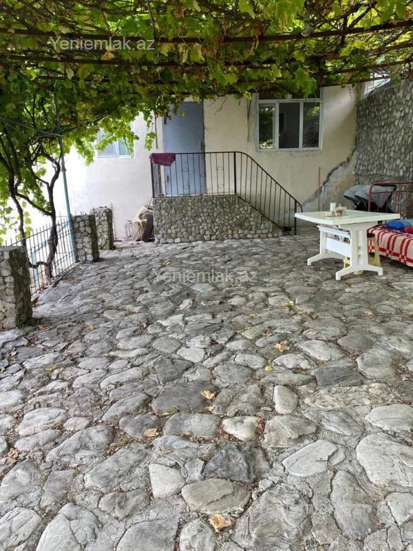 Satılır 3 otaqlı həyət evi 80 m²