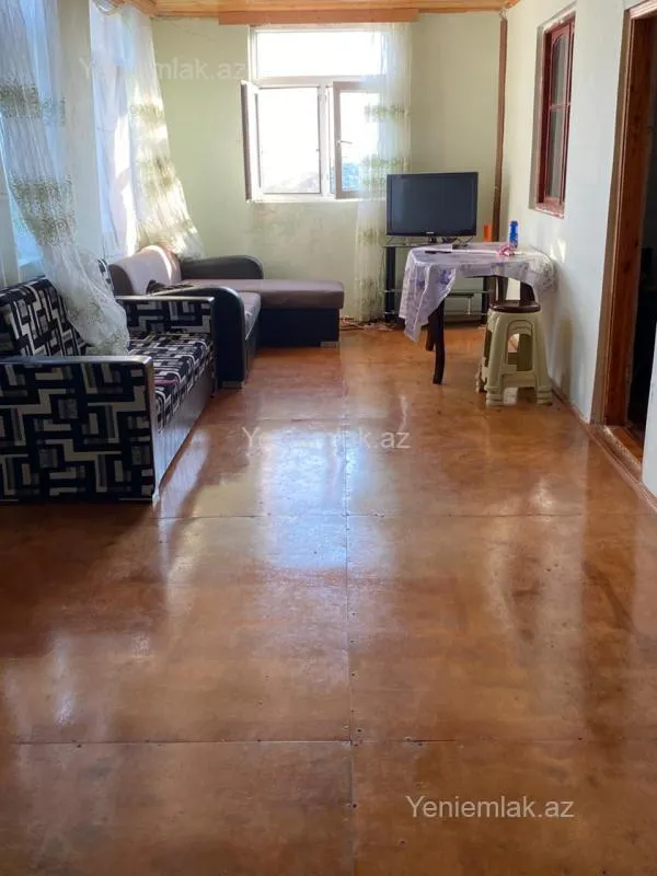 Satılır 3 otaqlı həyət evi 80 m²